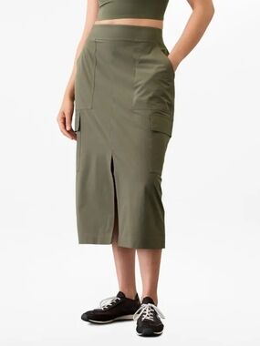 Athleta Brooklyn Heights High Rise Cargo Midi Skirt Size 8 NWOT